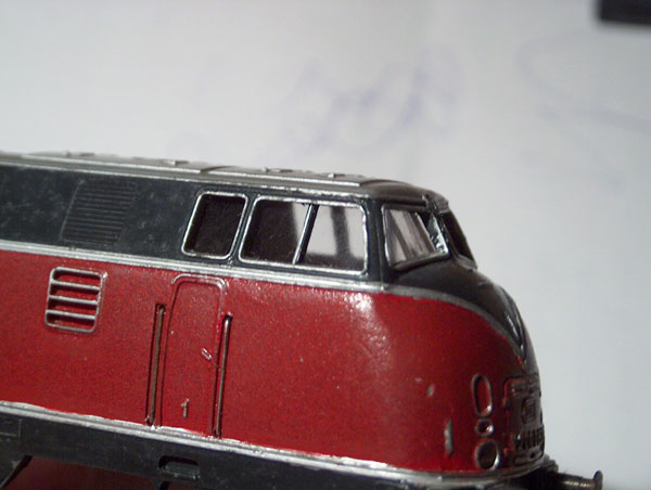 Super Optik: Durchsichtige Scheibe an der Märklin-V200 neue-scheiben